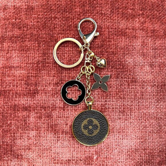 CLOVER ✤ Bag Charm Brown Black and Gold Tone ✤ - Picture 3 of 7